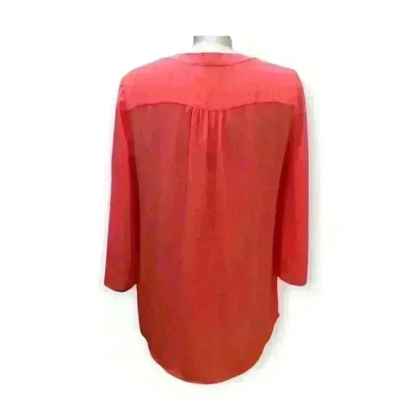 BCBG  MaxAzria Blouse Coral Semi Sheer Roll Up Sleeves Micropleated Medium EUC - Picture 2 of 9